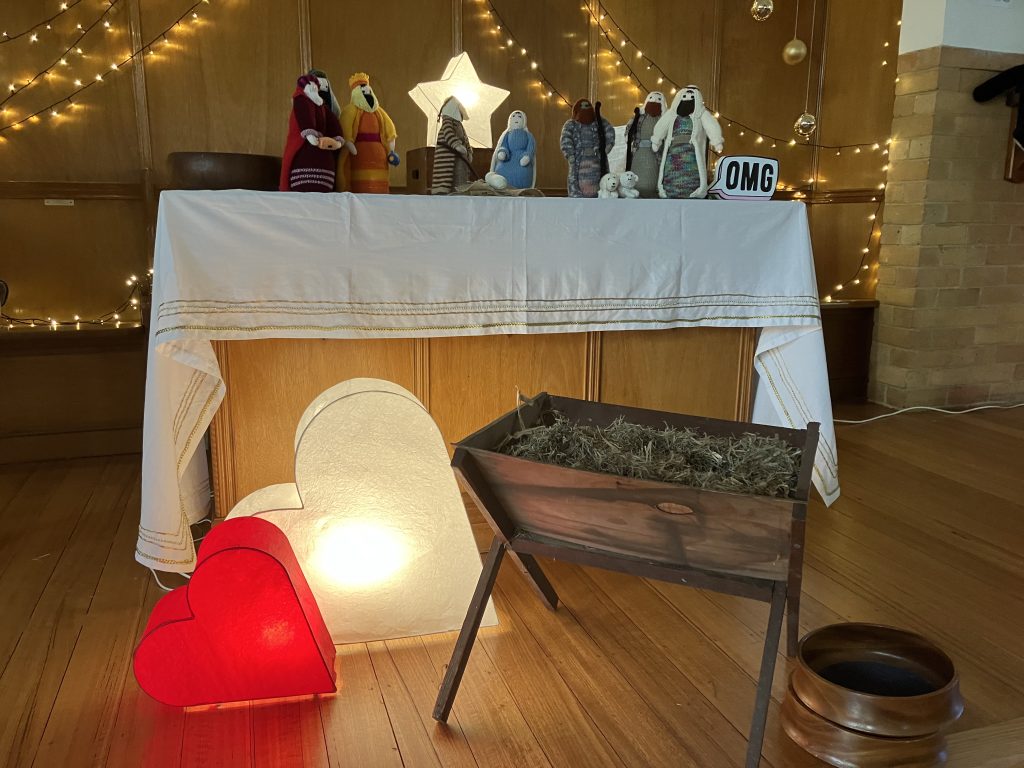 Manger in the sanctuary